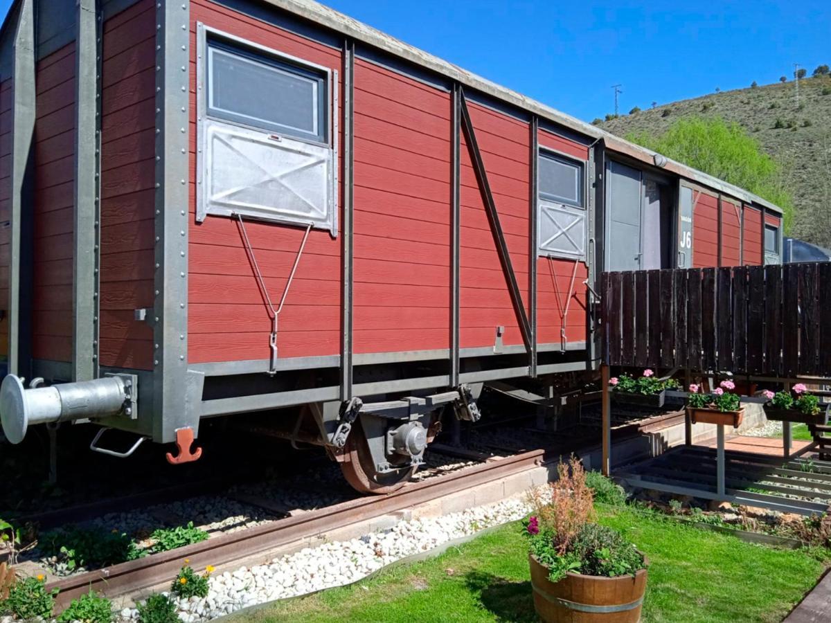 El Vagon De Baides Guest House Exterior photo