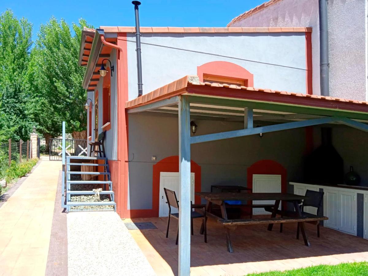 El Vagon De Baides Guest House Exterior photo