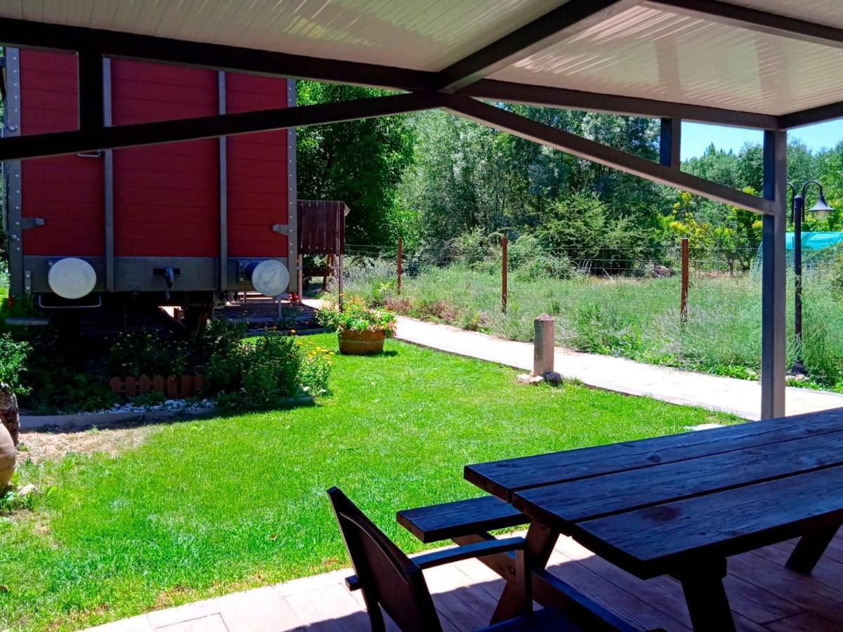 El Vagon De Baides Guest House Exterior photo